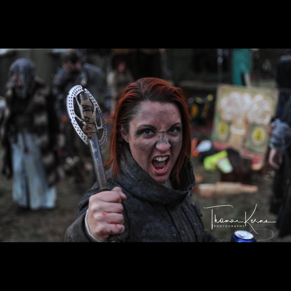 Meet your Posher, Nichole - Picture 2 of 4